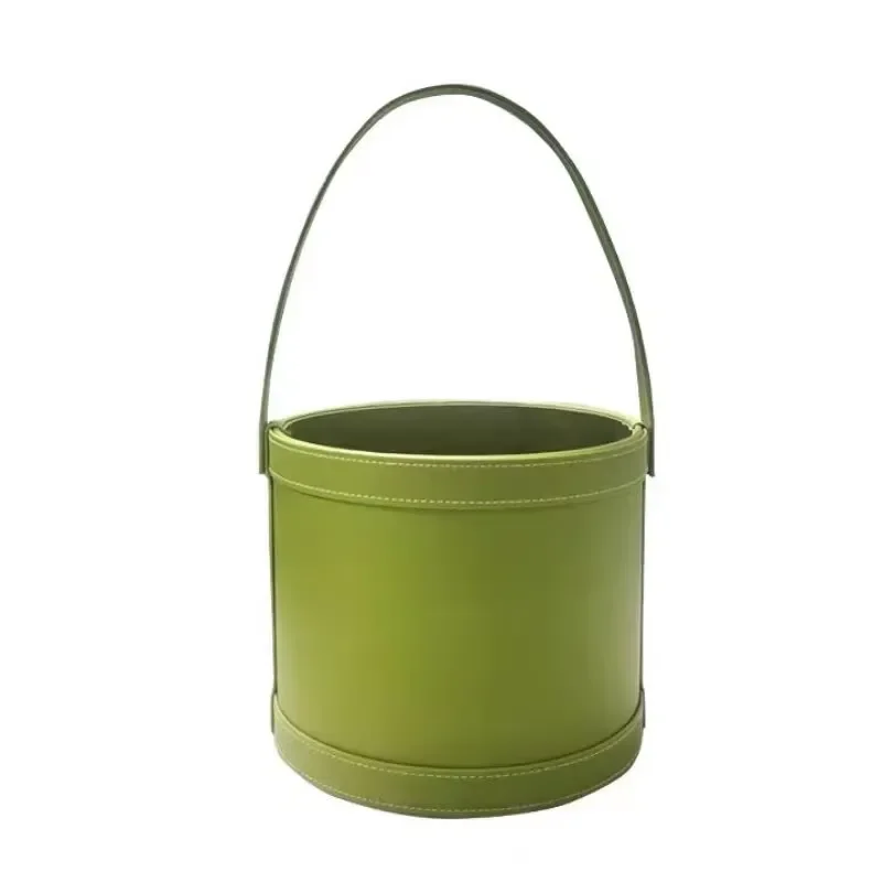 Elegant Handheld Leather Hug Boxes Paper Souvenir Flower Gift Boxes with Round Bucket for Bouquets