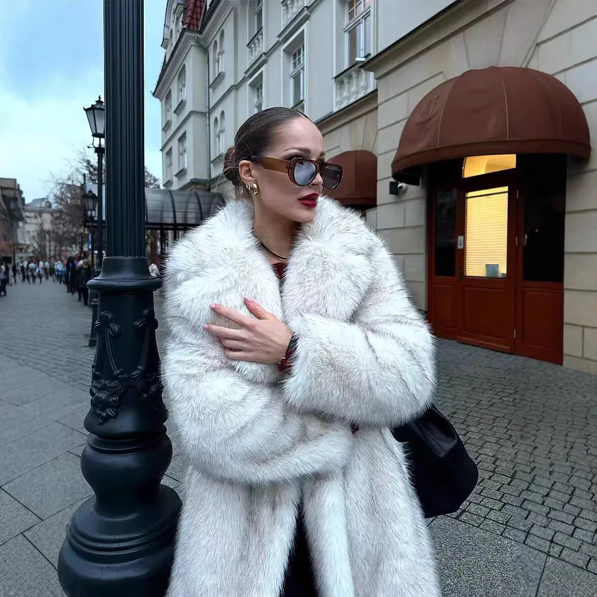 Women's Winter New Extended Imitation Fur Coat Suit Collar Artificial Fur Coat High Quality Imitation Fox Fur Coat