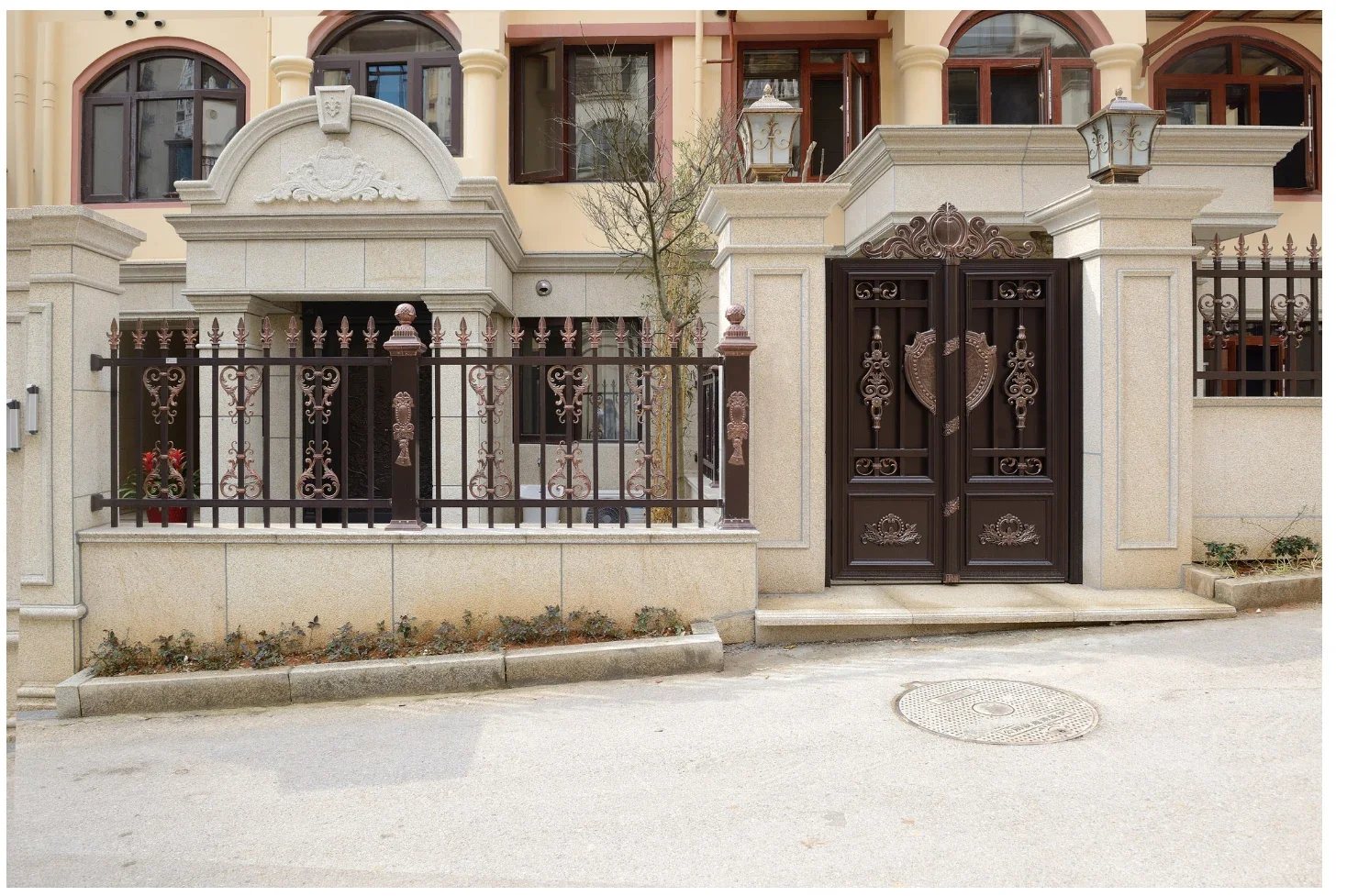 European Style Cast Villa Doors Electric Garden Aluminium Courtyard Automatic System Sliding Driveway Gatepromote sales
