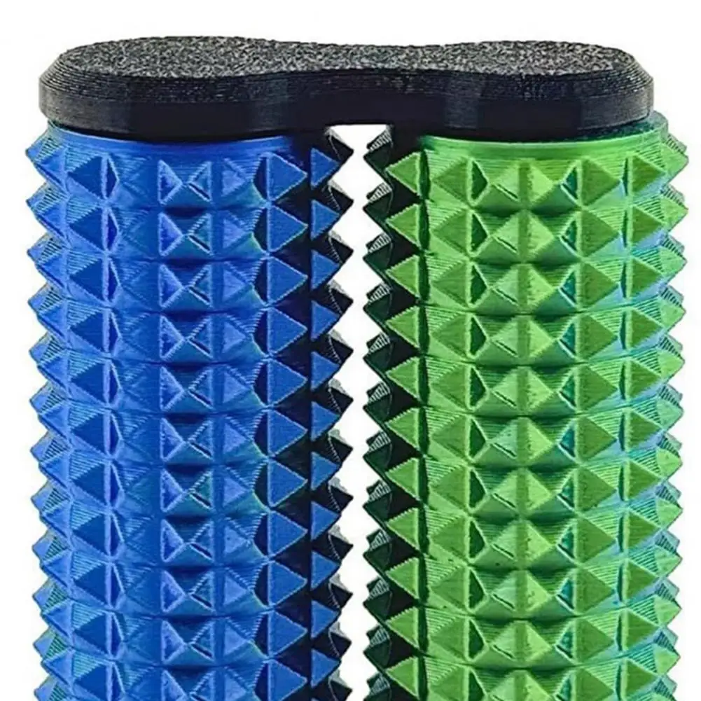 Handheld Spiky Fidget Roller Portable Spiky Roller Fidget Toy for Anxiety Relief Kids Teens Adults Handheld Bumpy for Stress