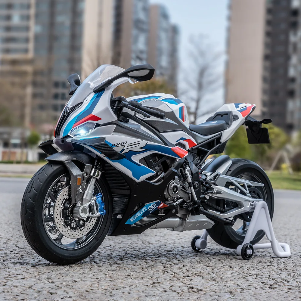 

Модель мотоцикла 1:9 M Version Double R1000 из литого сплава, коллекционная, сувенир, игрушка, подарок