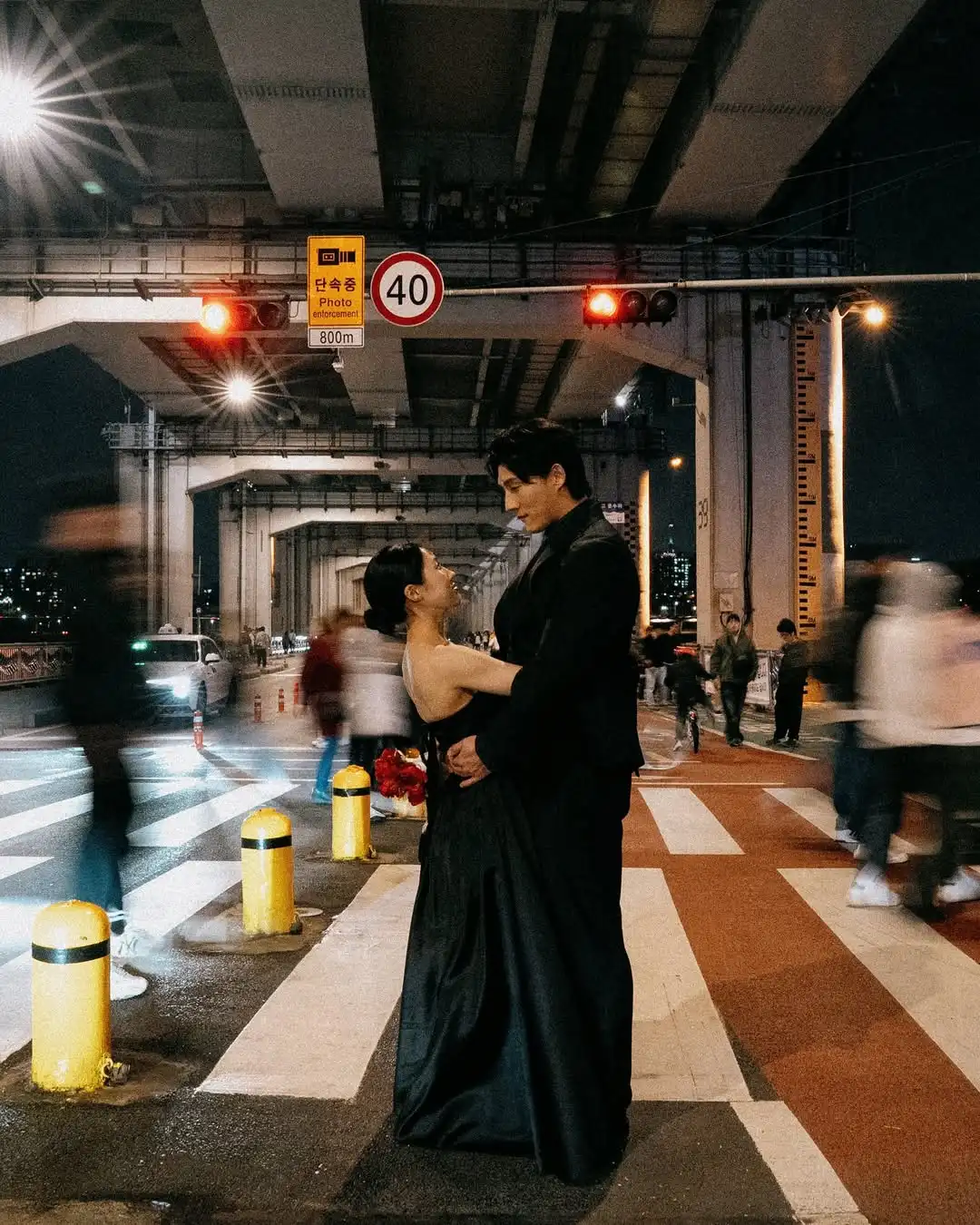 MD 2025 Modern Black A-line Wedding Party Dresses Strapless Satin Shawl Korea Photoshoot Customized Bridal Gowns Floor-Length
