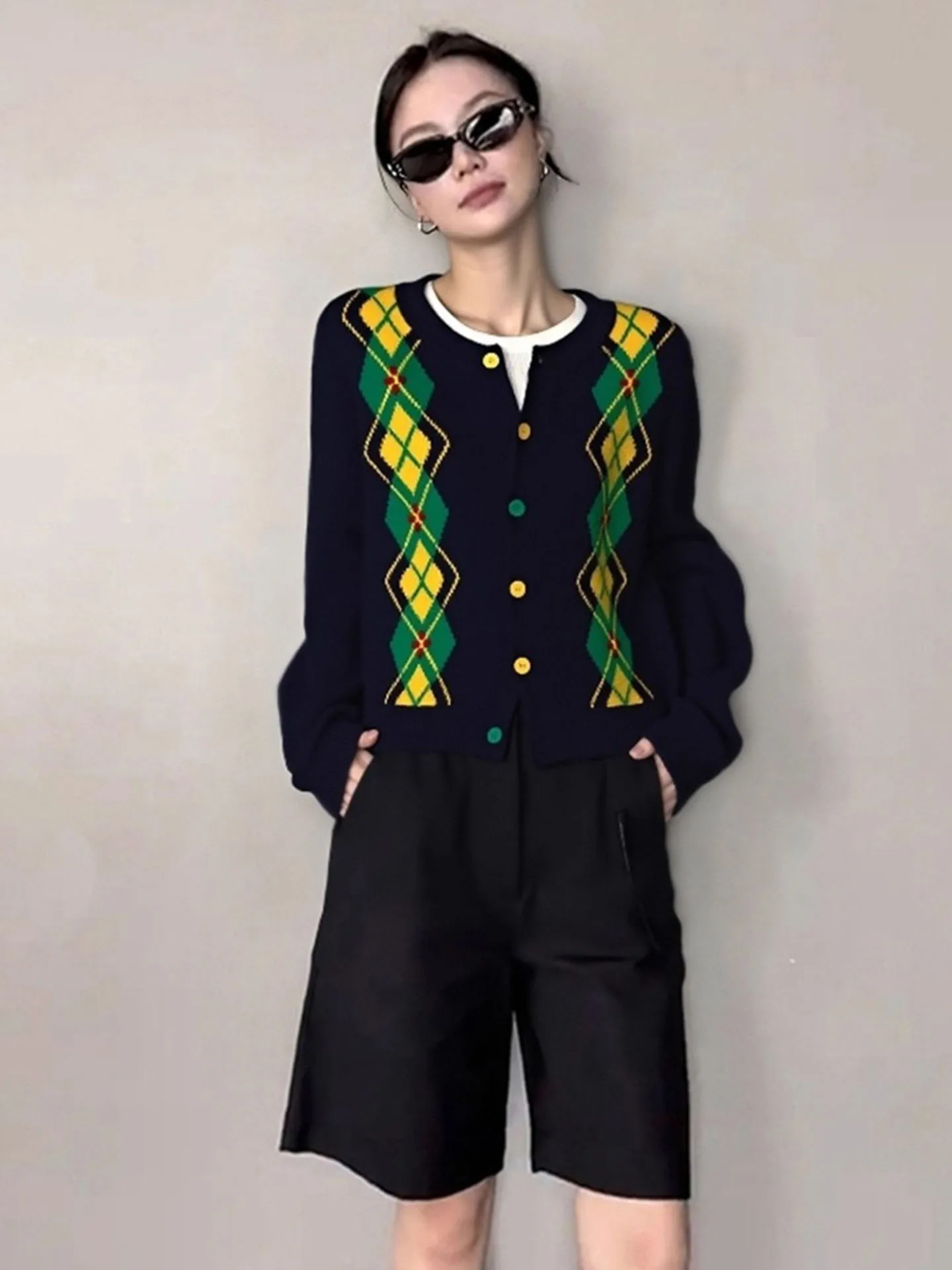 

Модный свитер с длинными рукавами в корейском стиле, удобный для повседневной носки, влагоотводящий, с круглым вырезом, вязаный топ