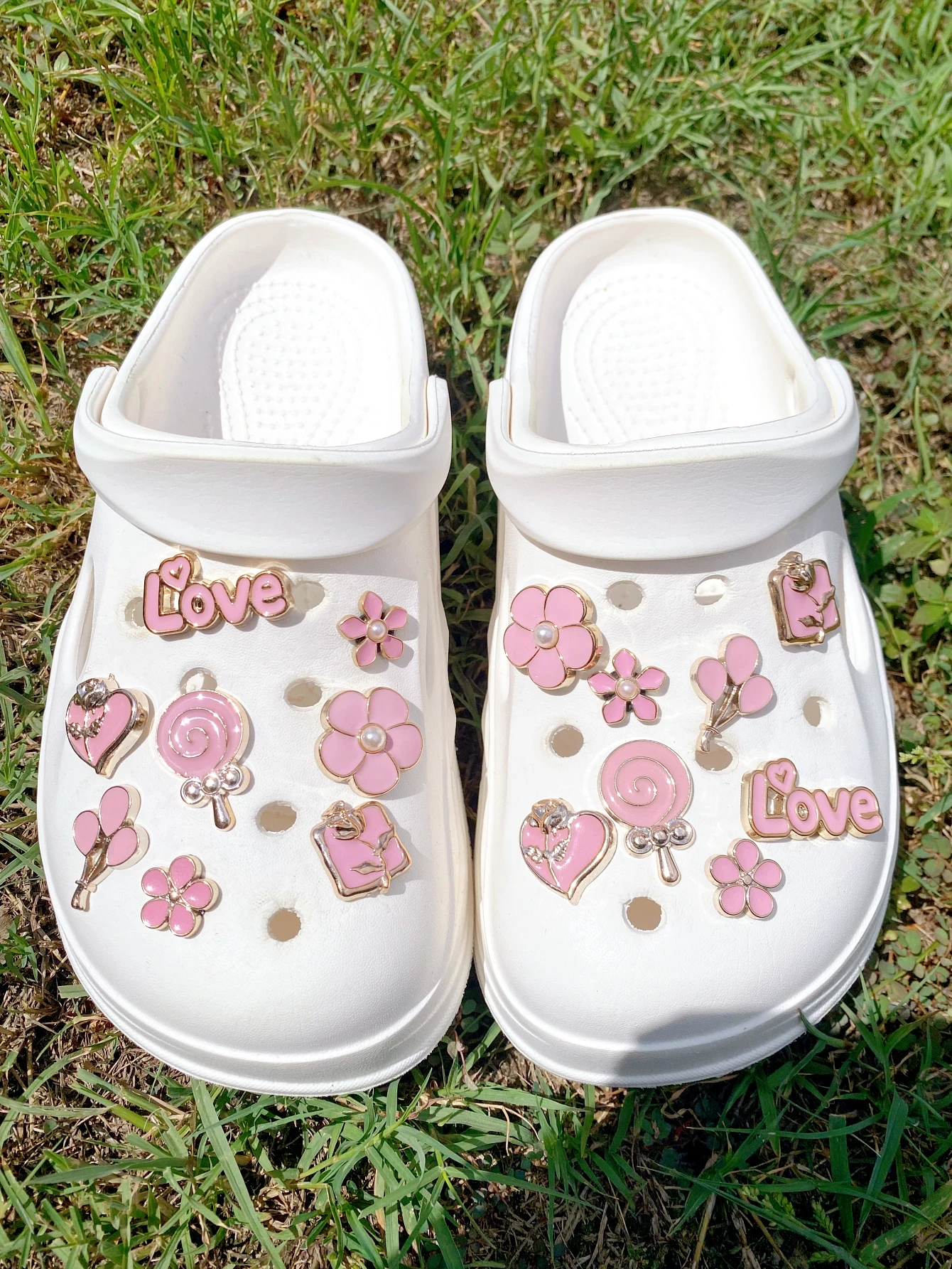 16-piece shoe decoration DIY casual shoe decoration - An interesting and versatile way to personalize your footwear