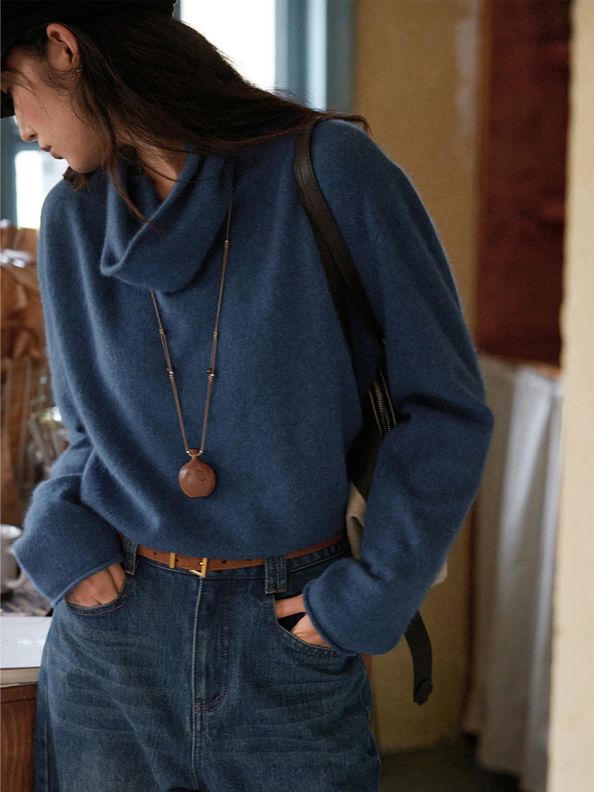 

Solighter женский вязаный свитер с мехом медведя, капюшон, свободный крой для похудения, осень-зима, новинка, длинный цвет све