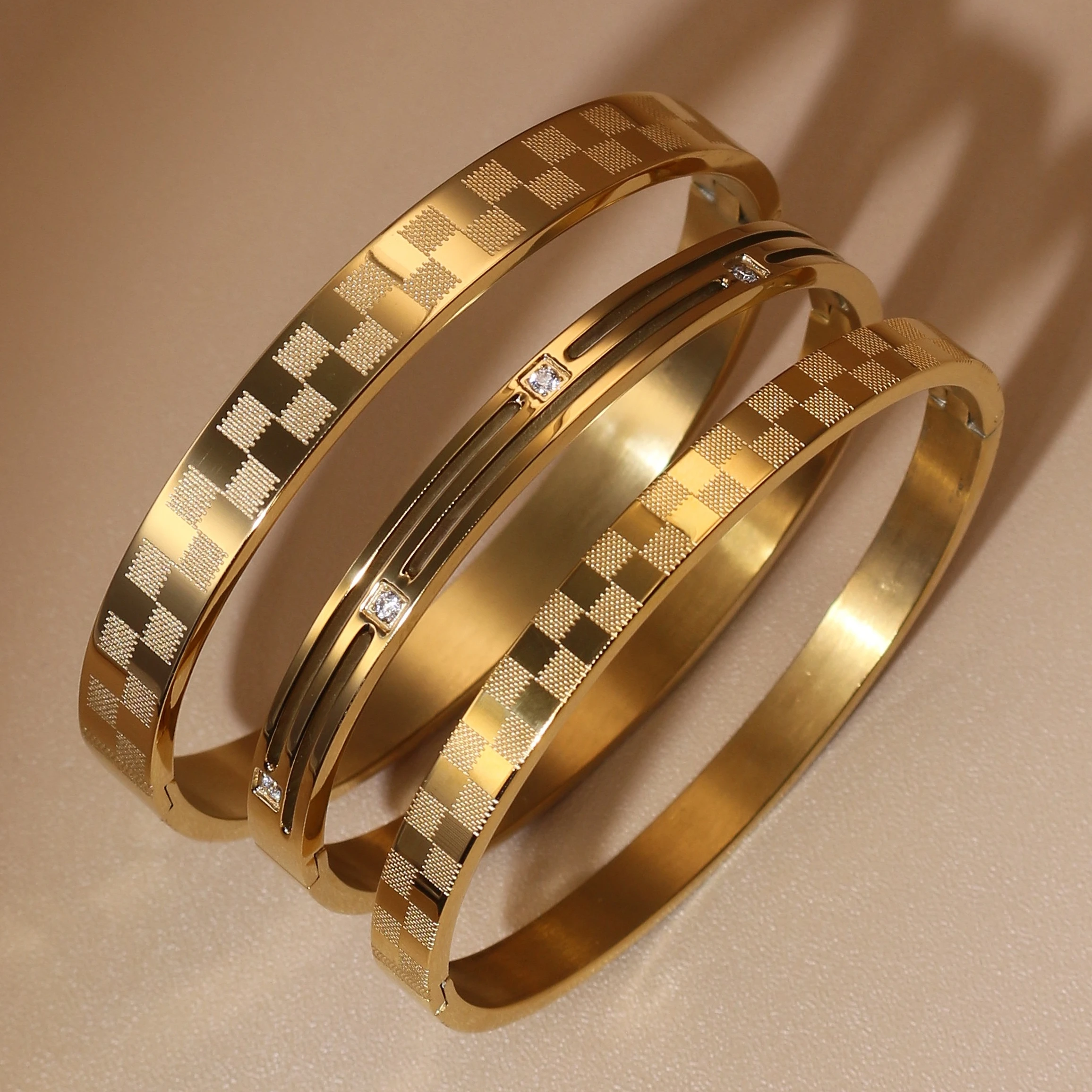 Luxury Polished Checkered Design Stainless Steel Crystal Bangle Couple Jewelry Bracelet Wedding Party Wholesale Gift