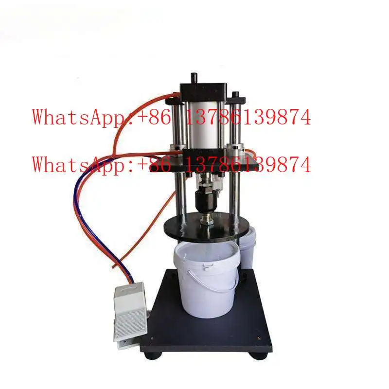 Prasa do uszczelniania pokryw beczek na farby 1-5L, półautomatyczna, do beczek z aluminium i miękkiego plastiku.