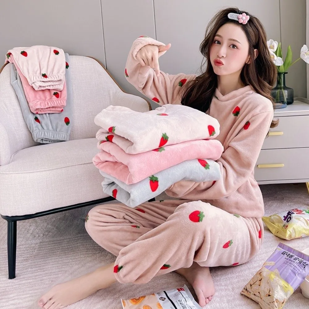 

Cute Strawberry Winter Sleepwear Soft Velvet Thickened Coral Fleece Homewear Fleece Linened Strawberry Pajama Sets Winter