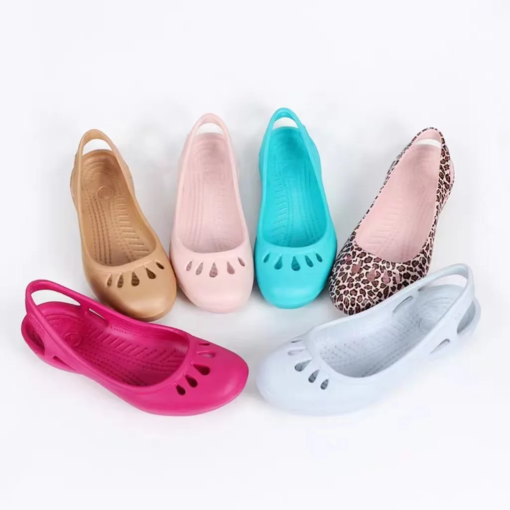 

2024 New Shoes Women's Summer Flat Shallow Mouth Casual Sandals Melindy Nurse Garden Beach Shoes