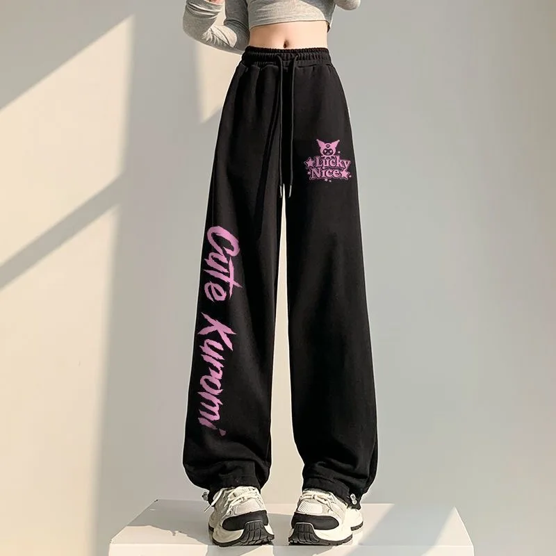 กางเกงสตรีทแวร์ลายคุโรมิสไตล์ Y2K ทรงเรโทร ฮิปฮอป ผ้าสเวตแพนท์ ผู้หญิง ทรงหลวมตรง เอวสูง พิมพ์ลายโลตโซ