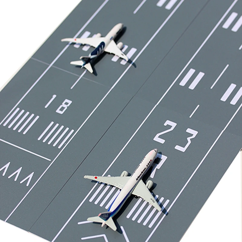 15*10cm DIY Mini Simulation Passenger Aircraft Model Runway Platform Civil Flight Takeoff And Landing Background Sand Table Toy