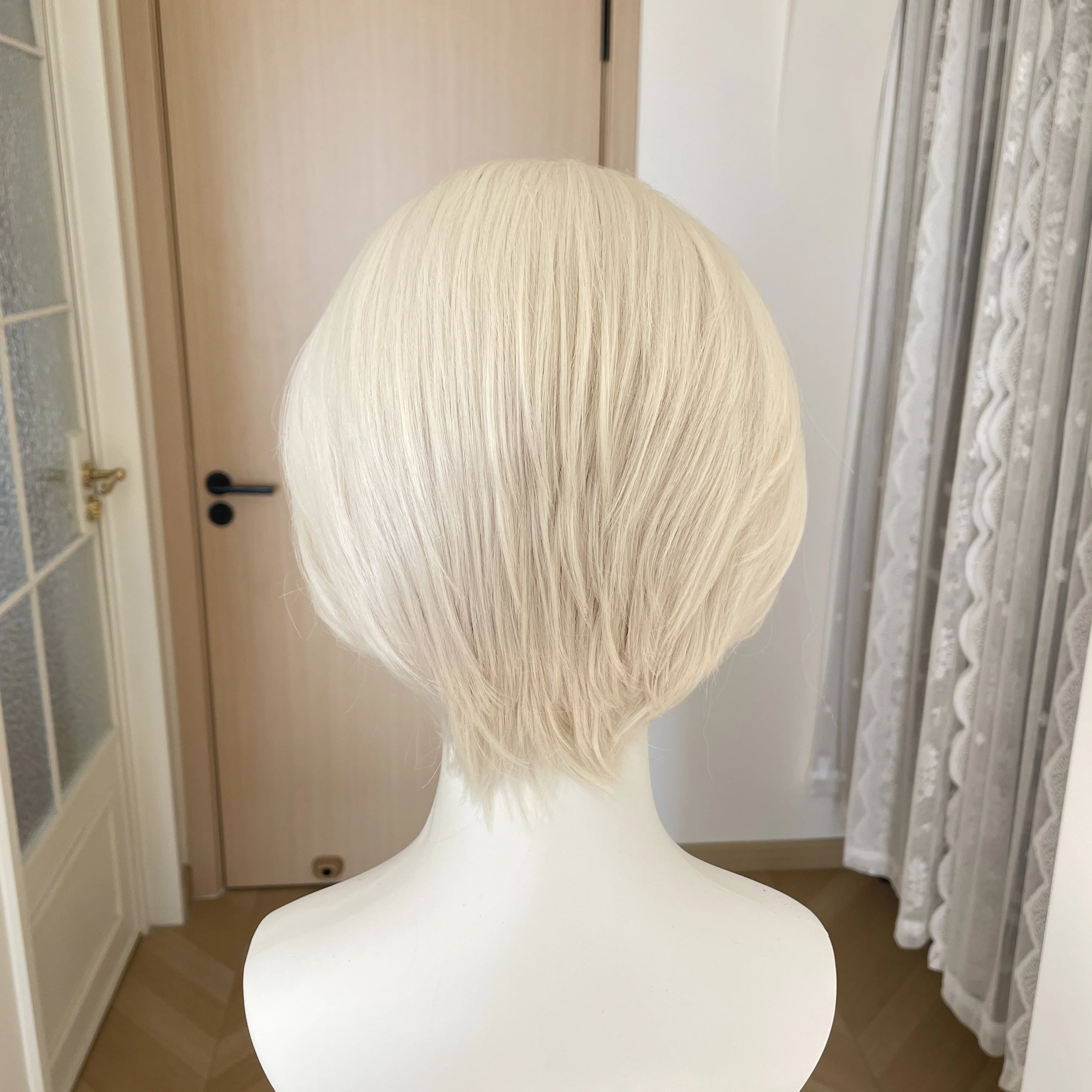 プラチナブロンドショートボブカット13x4合成レースフロントウィッグ-女性用-ピクシースタイル-グルーレスウィッグ-ハーフハンドタイド-150-デイリーユース