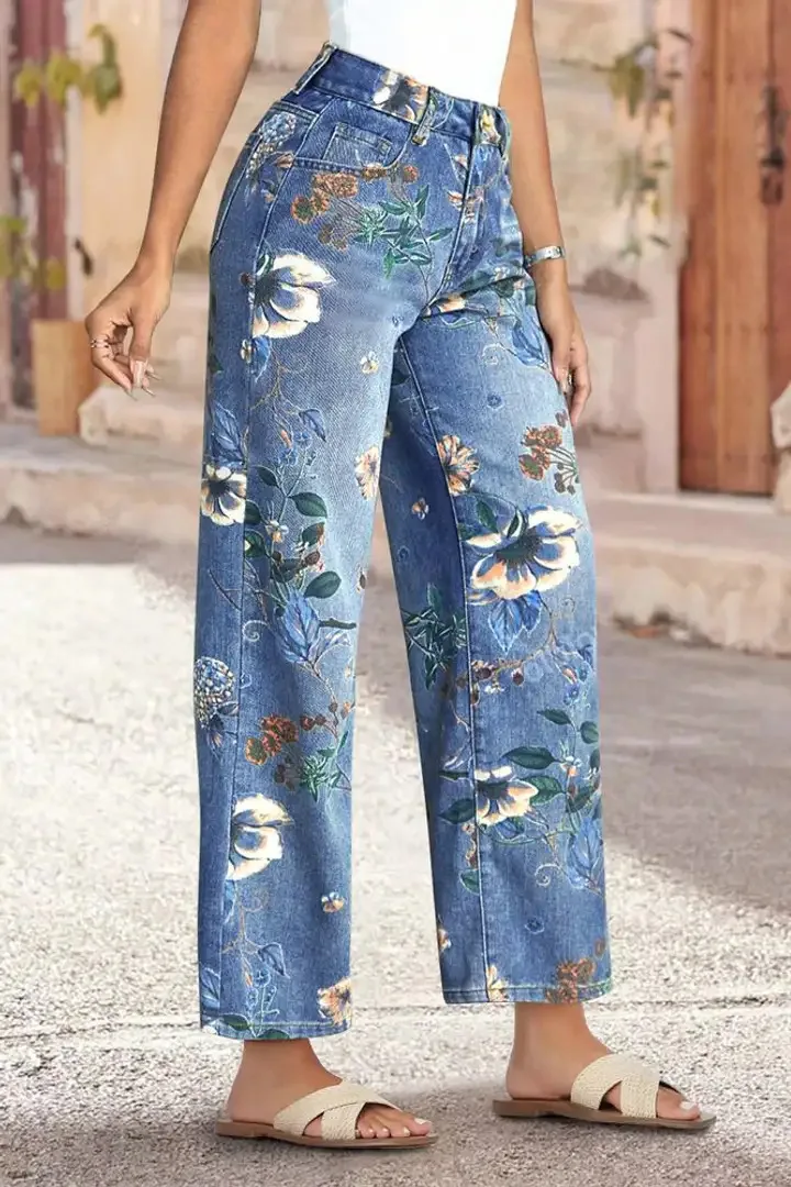 New for 2026: Women's Blue High-waisted Stretch Jeans, Vintage-style Loose-fit Wide-leg Denim Pants with A Floral Print.