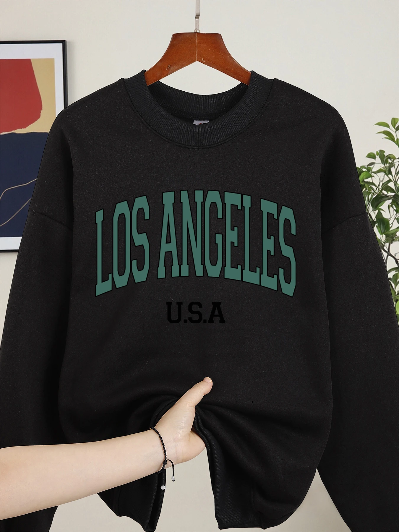لوس أنجلوس الولايات المتحدة الأمريكية تصميم الرسالة المرأة البلوز الهيب هوب موضة رياضية Crewneck الصوف البلوفرات ملابس غير رسمية المتضخم
