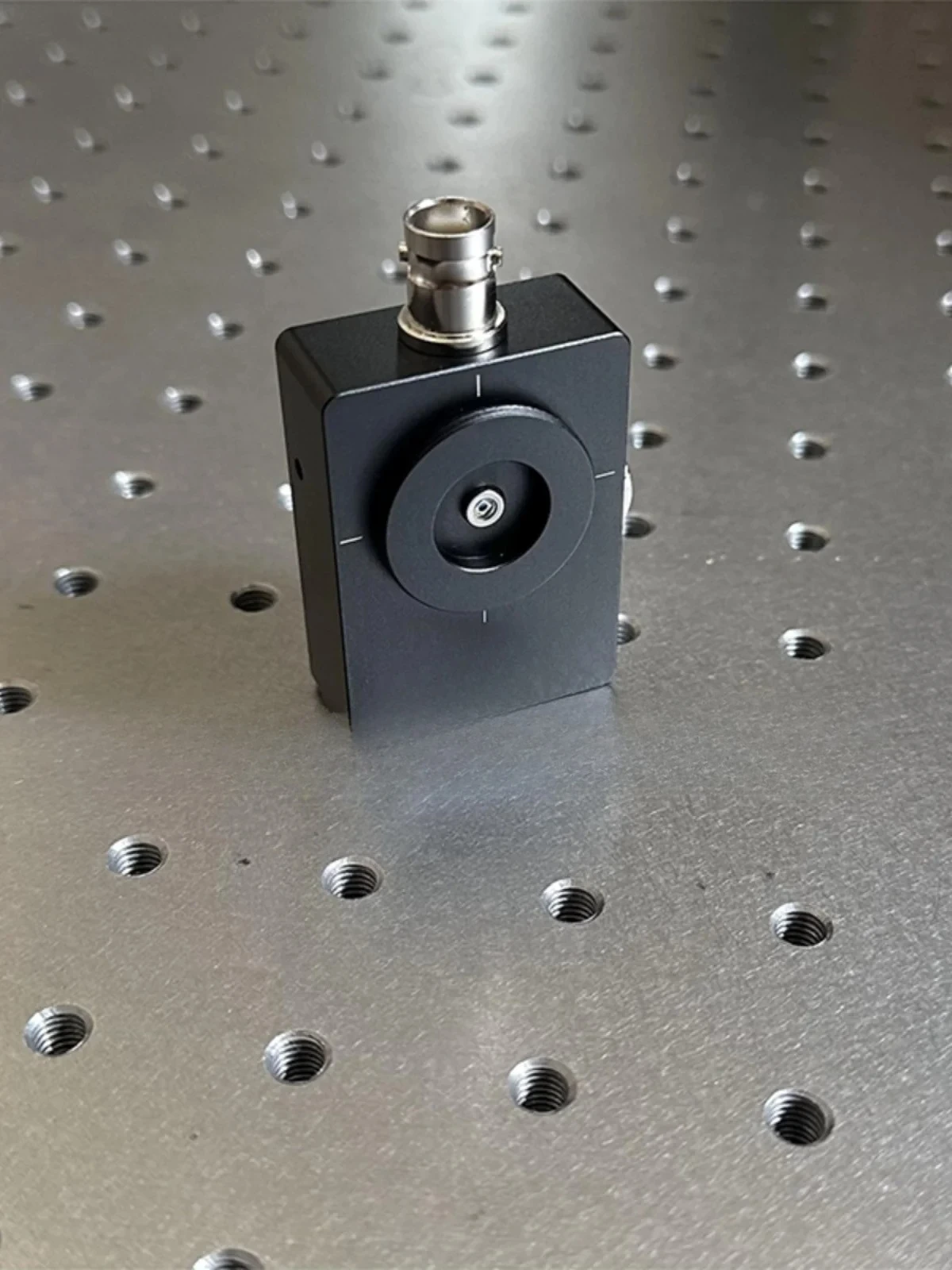 

Оптоэлектронный фотоэлемент InGaAs с электрическим напряжением, 2 мкм, 800-2700 нм