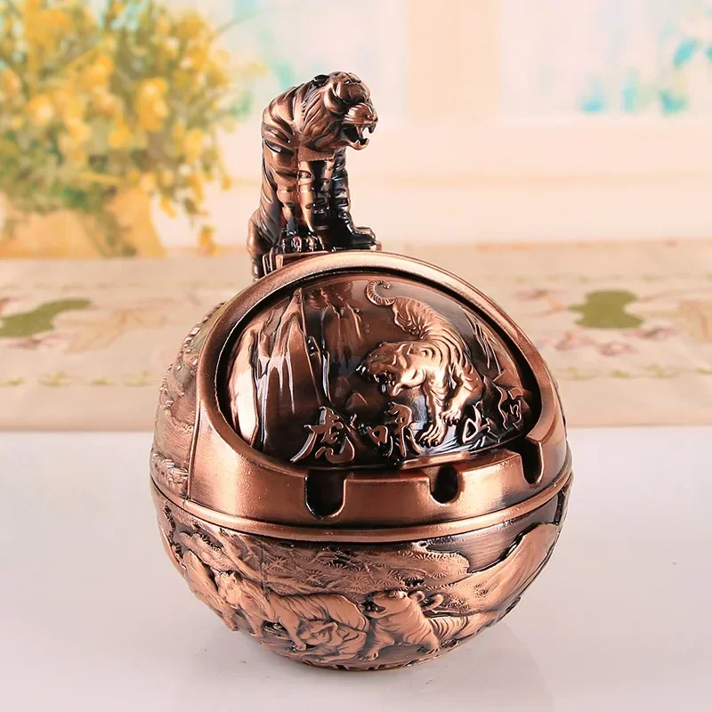 Vintage Ash Tray with Lid Blessing Words Grooved Design Table Decoration Windproof Animal Globe Ashtray Home Decor