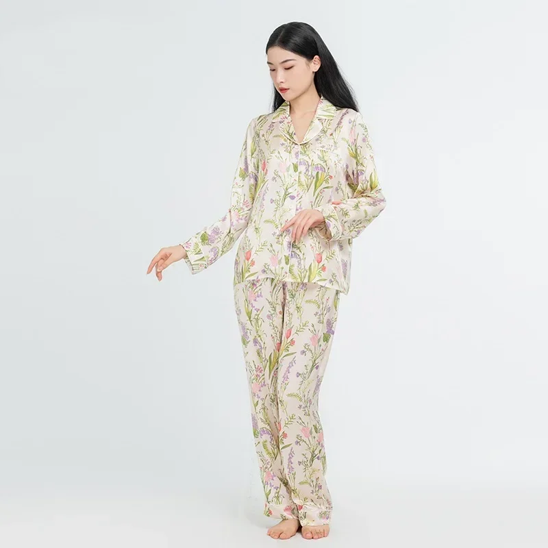 

Floral Women's Pajama Set 19 Momme 100% Mulberry Silk Long Sleeve Button Top and Long Pants Two Piece Casual Homewear Loungewear