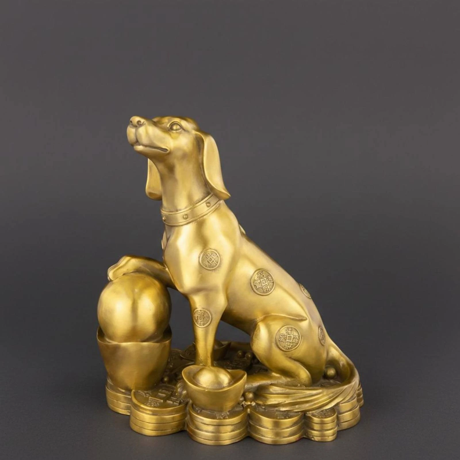 

Brass Dog Figurine Tabletop Coin Dog Ornament Home Decor Solid Table Accent Decorative
