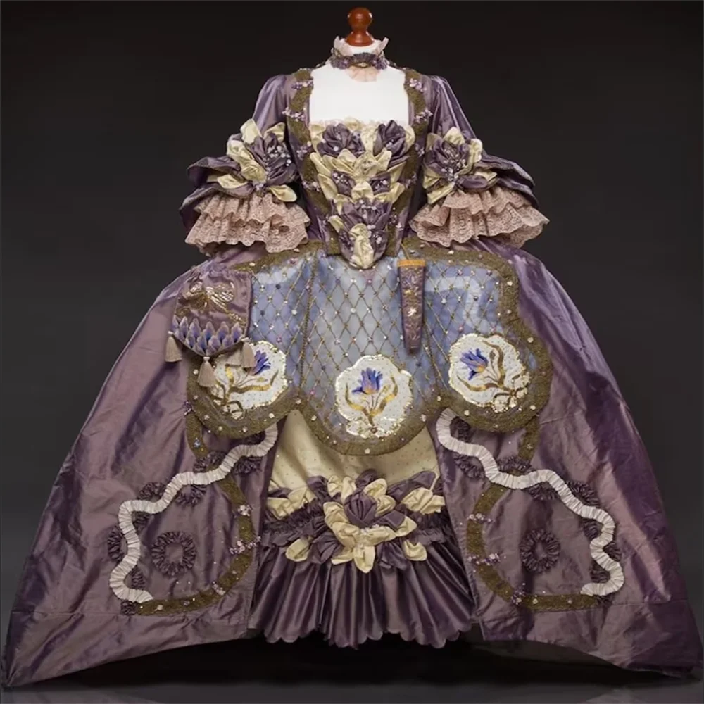 

18th Century Baroque Queen Marie Antoinette Georgian Rococo Dress French Royal Court Luxurious Ball Gown