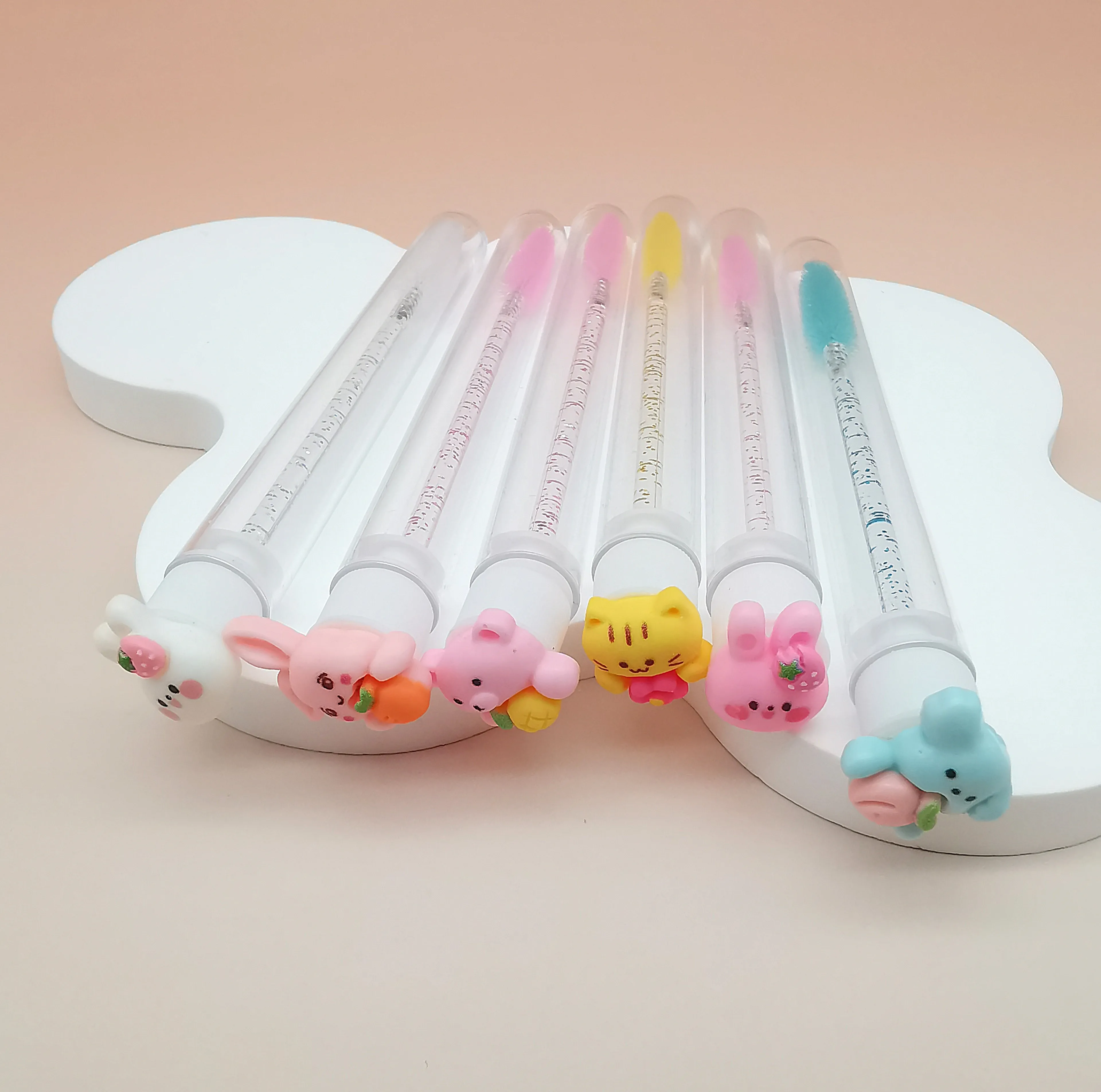 Tube de brosse à cils réutilisable, 5 pièces, mignon dessin animé, baguettes de brosse à Mascara jetables pour Extension de cils, outil de brosse de maquillage