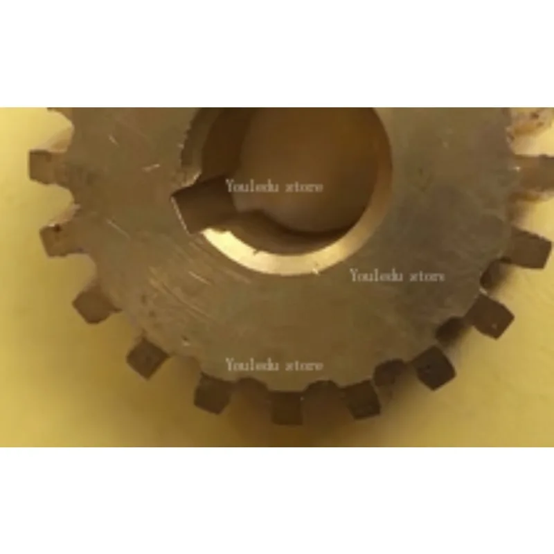 Suitable for Taiwan rocker arm vertical milling machine, head accessory B08 copper gear, copper turbine feed gear