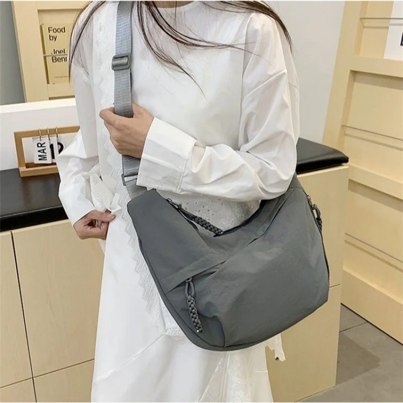 

2025 Новая элитная брендовая женская кожаная сумка-тоут известного дизайнера, модная Парижская простая сумка ​