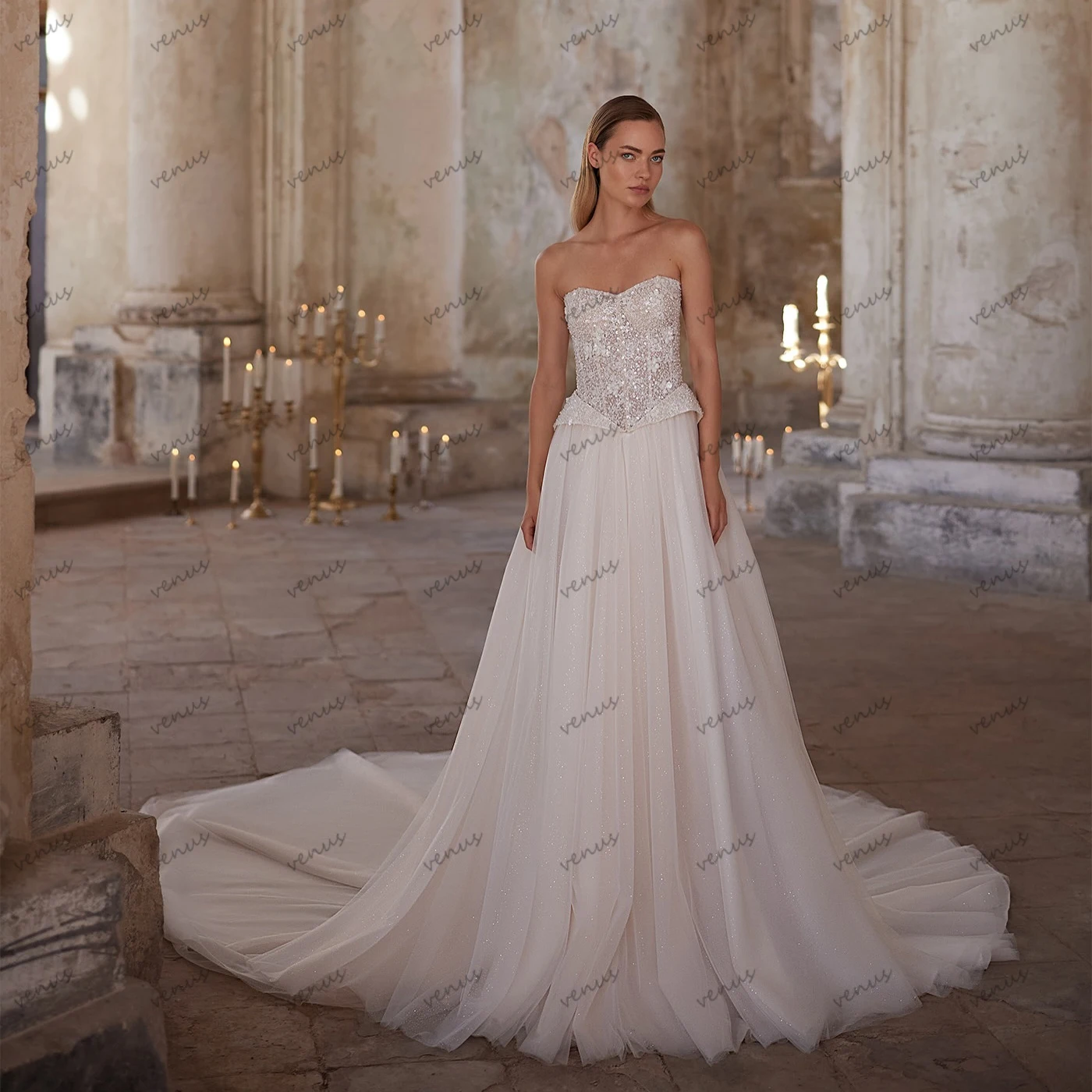 

Modern Wedding Dresses Gorgeous Bridal Gowns Lace Appliques Strapless Backless Robes Elegant Vestidos De Novia Customized 2025