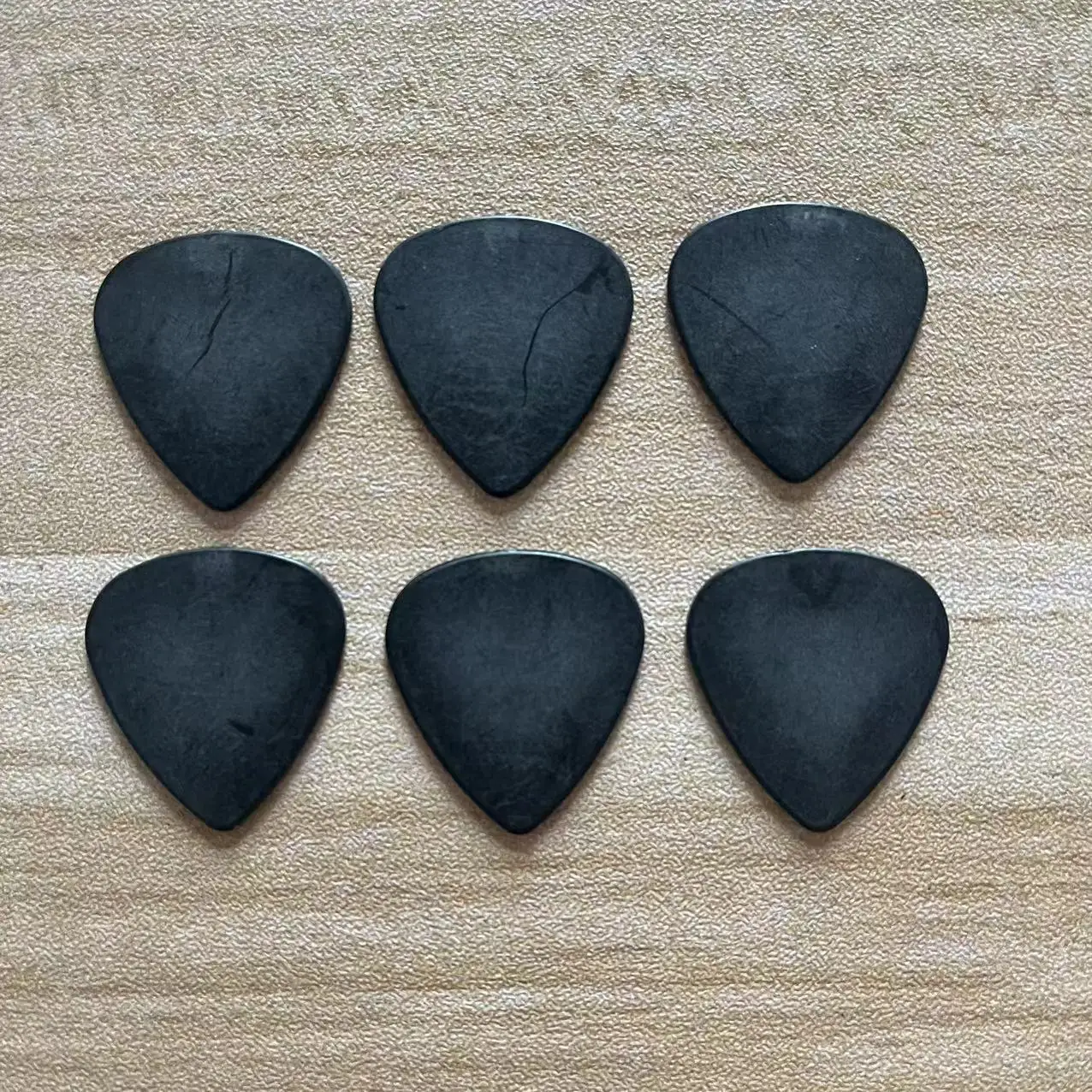 Customized Logo Guitar Pick Signature Shape, Top Quality, 100Pcs