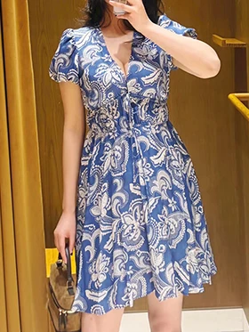 Spring 2026 Fashion Deep V-neck Paisley Print High Waist Maxi Skirt Women's Dress French Style Regular Sleeve Short Sleeve Ca...