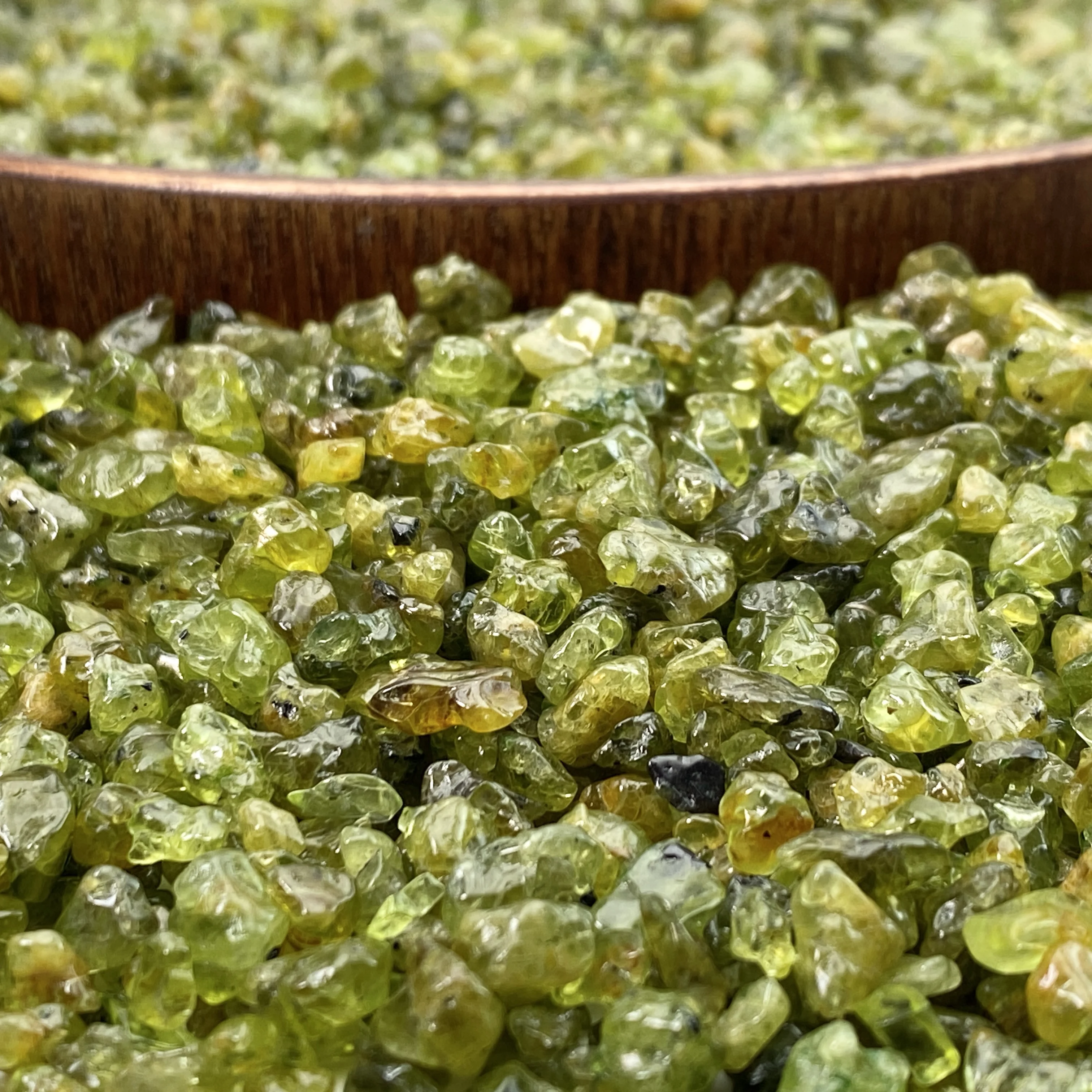 50g/100g 1-5mm Peridot Chips S - огляд і ціна Aquarium Fish Store