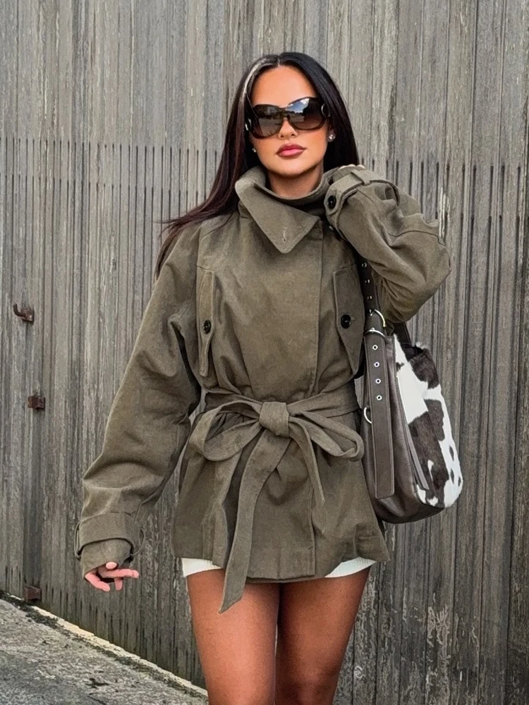 

HH Autumn Women's Chic Coats Woman Elegant Fashion Long Sleeves High Neck Pockets Button Design Loose Street Style Jacket