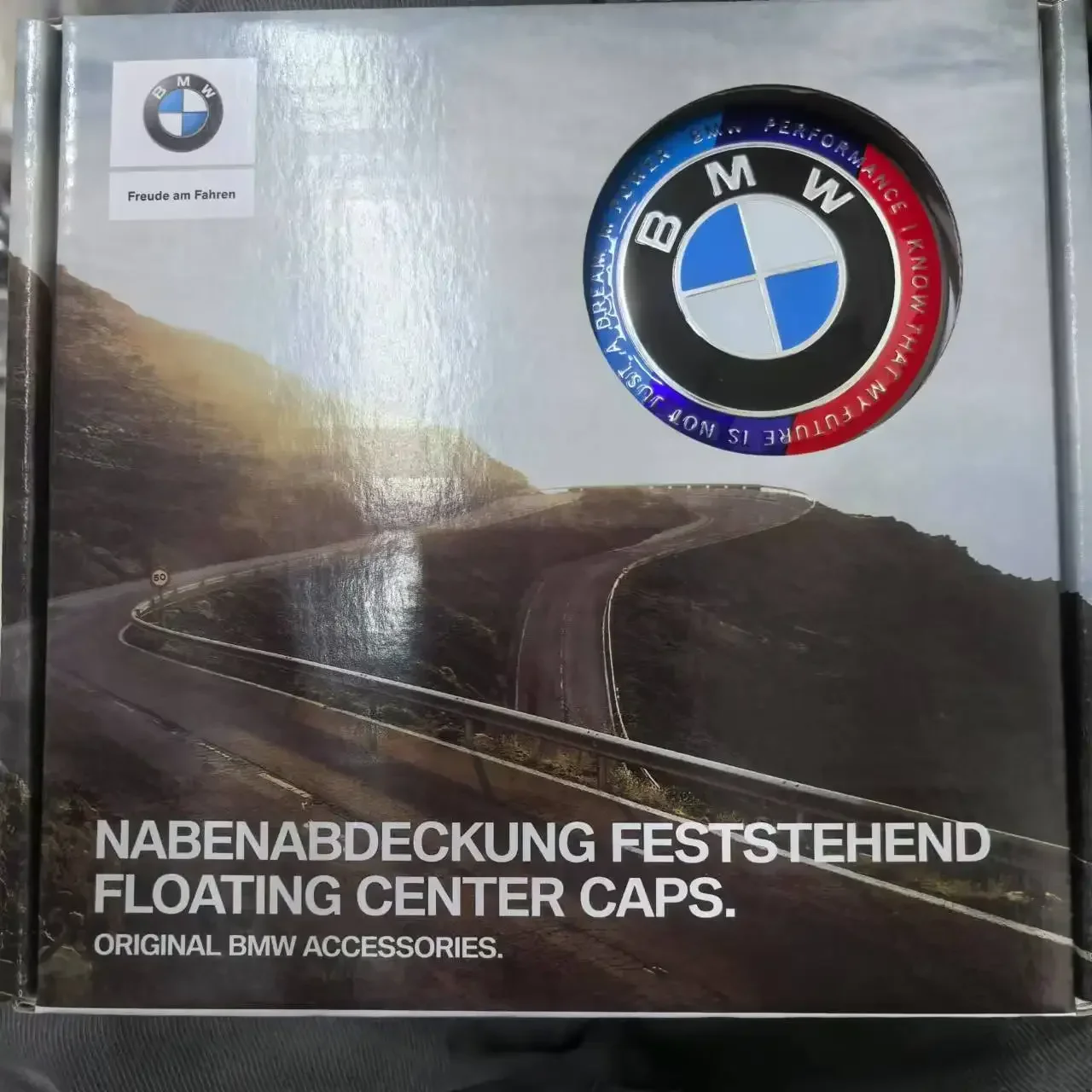 

4Pcs 56mm Floating Wheel Center Cap for BMW Anniversary Edition G32 G38 G01 G02 G05 F45 F46 F48 F49 F39 F90 Car Badge Logo