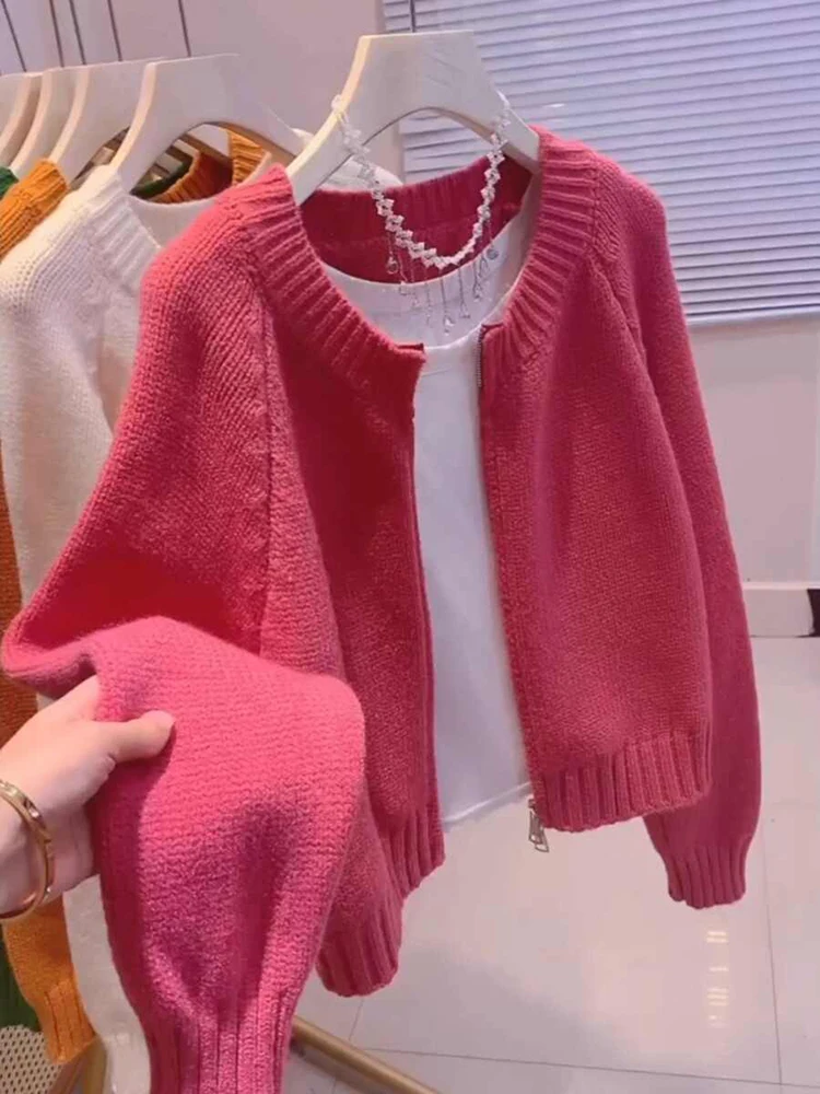 

Rose Red Short Sweater Jacket For Women's Spring 2025 New Korean Version Loose Round Neck Top Lazy Zipper Knitted Cardigan