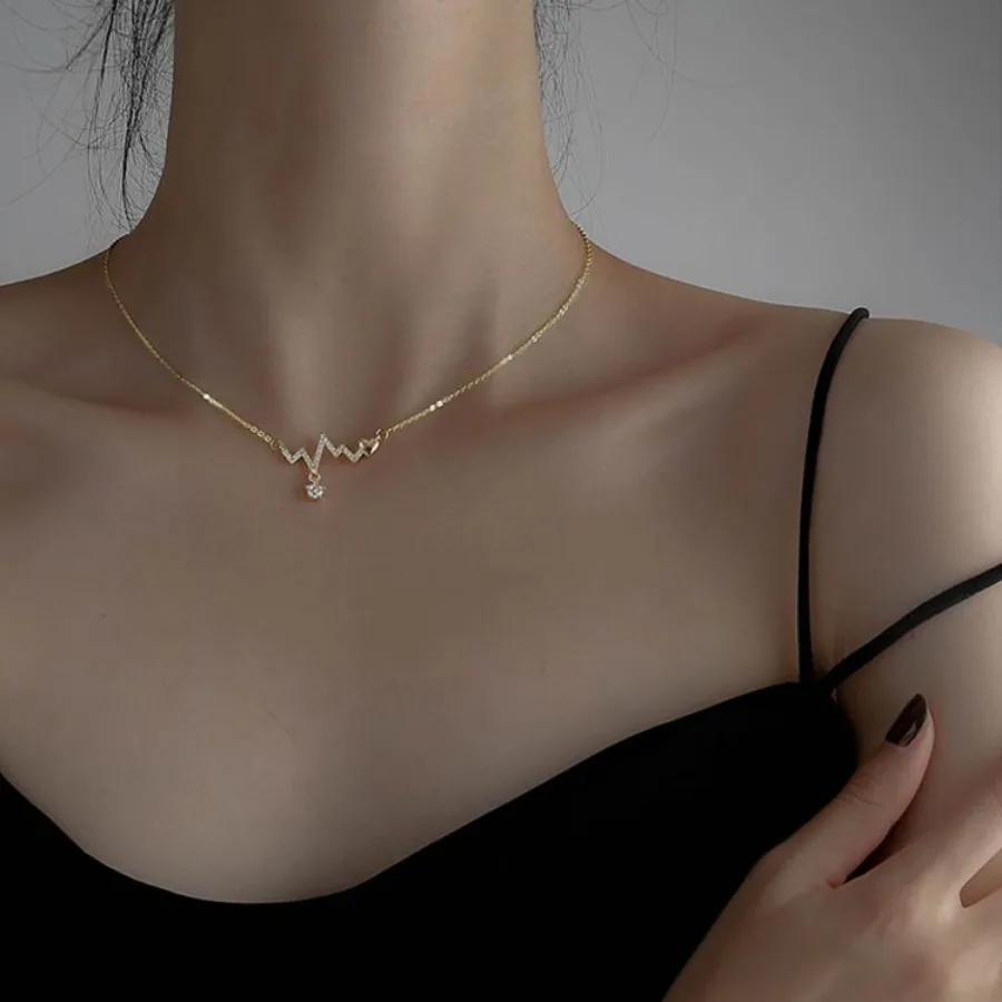 

New heartbeat necklace female niche personality trendy ins electrocardiogram collarbone chain necklace