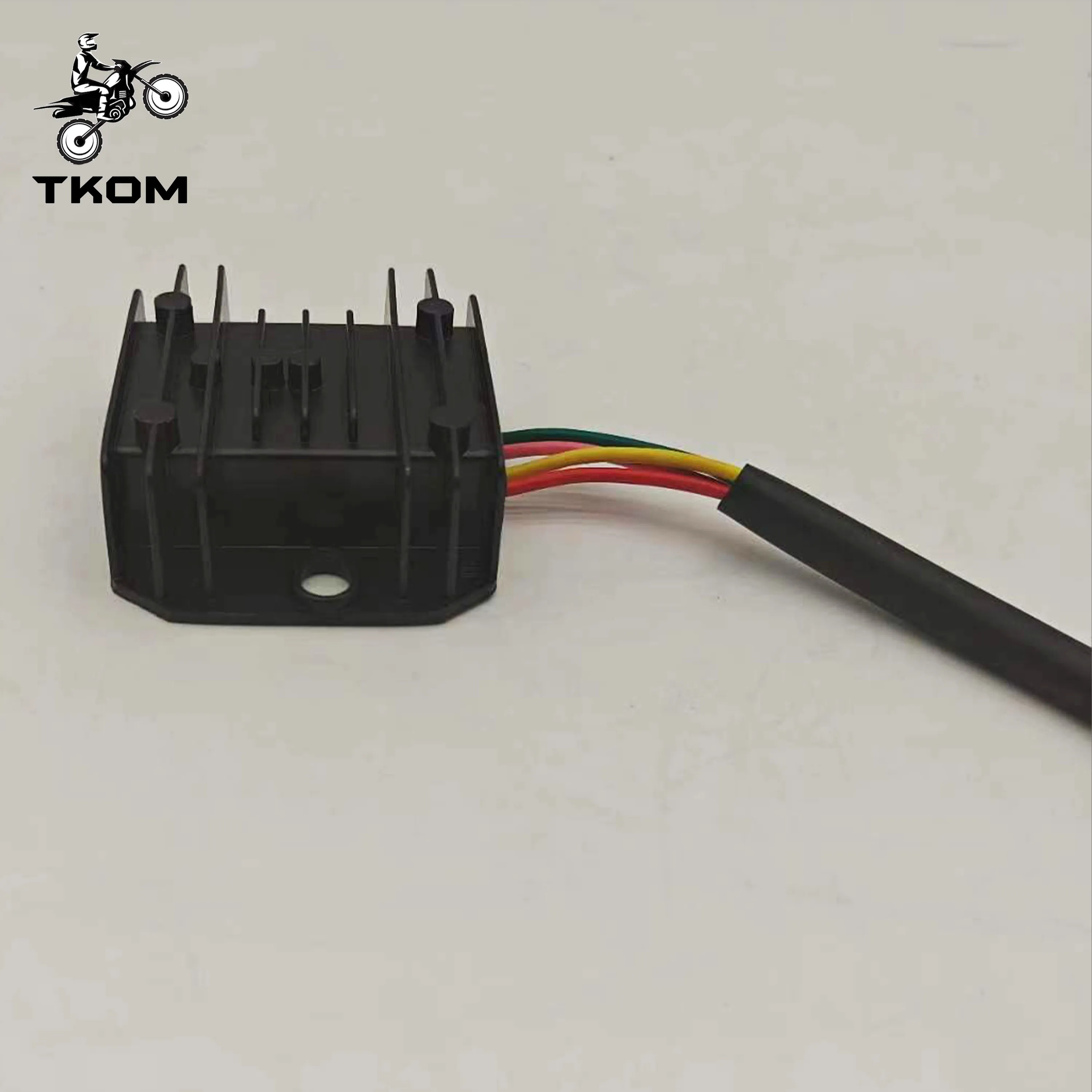 DAX منظم المعدل دراجة نارية الجهد التتابع 4 أسلاك 4 دبابيس لهوندا DAX CT70 نظام الإشعال