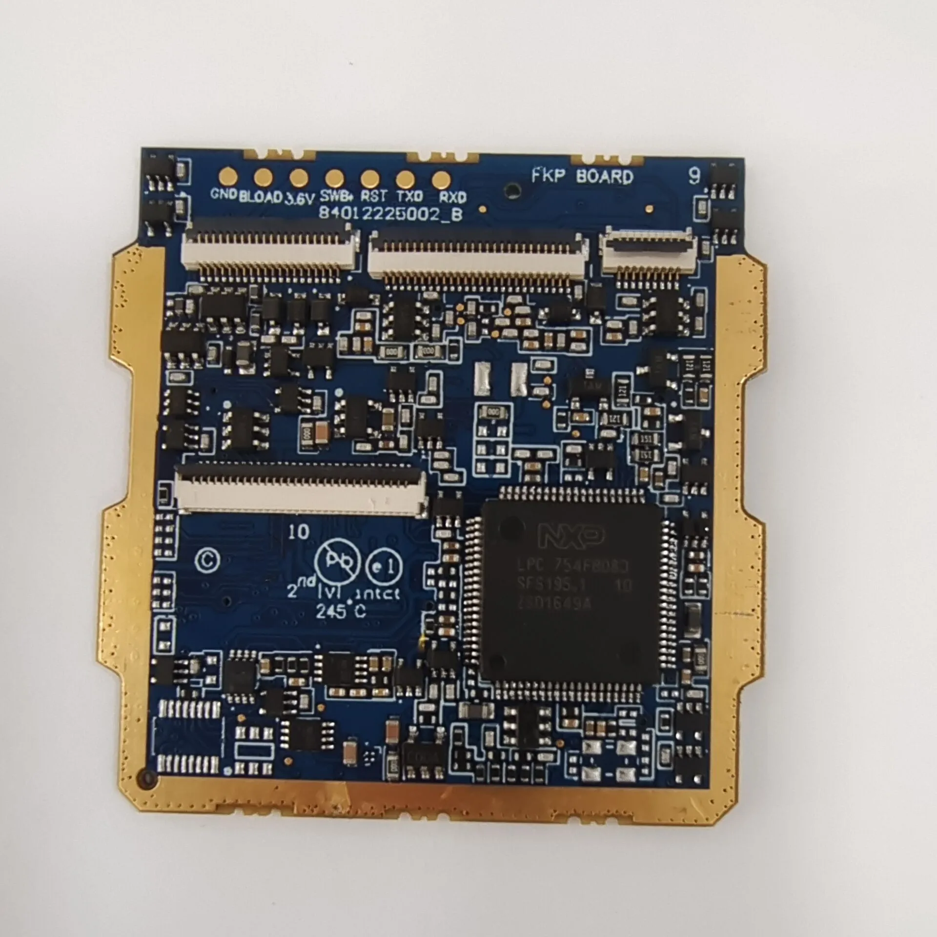 

Клавиатура-кнопочник (PCB) для раций XPR7550, XPR7580, DGP8550, DP4800 – аксессуары для портативных двухсторонних радиостанций