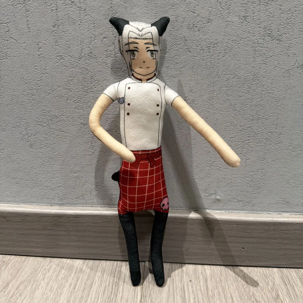 HITMAN WIEDERGEBOREN! Tsuna Sawada Gokudera Hayato Maus Trocken Hochfarbige Cartoon-Puppe Lustige Abstrakte Frei Posierbare Puppe Geschenk – Detail 10