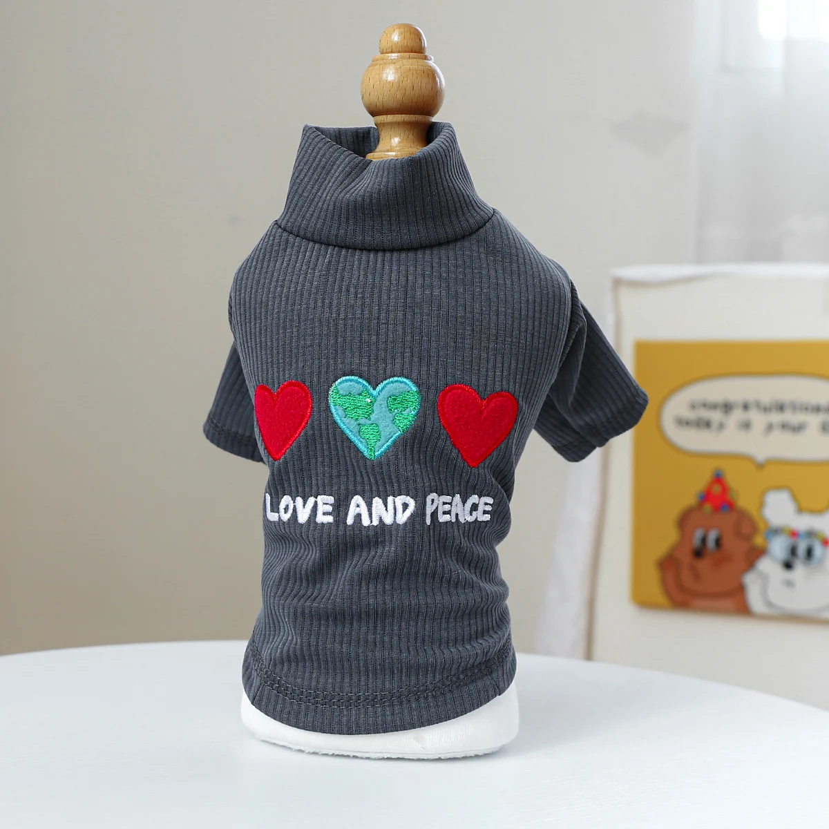 1PC Pet Clothing Cat Spring and Autumn Gray Love and Peace Bottom Shirt Home Suit Suitable for Small and Medium sized Dogs