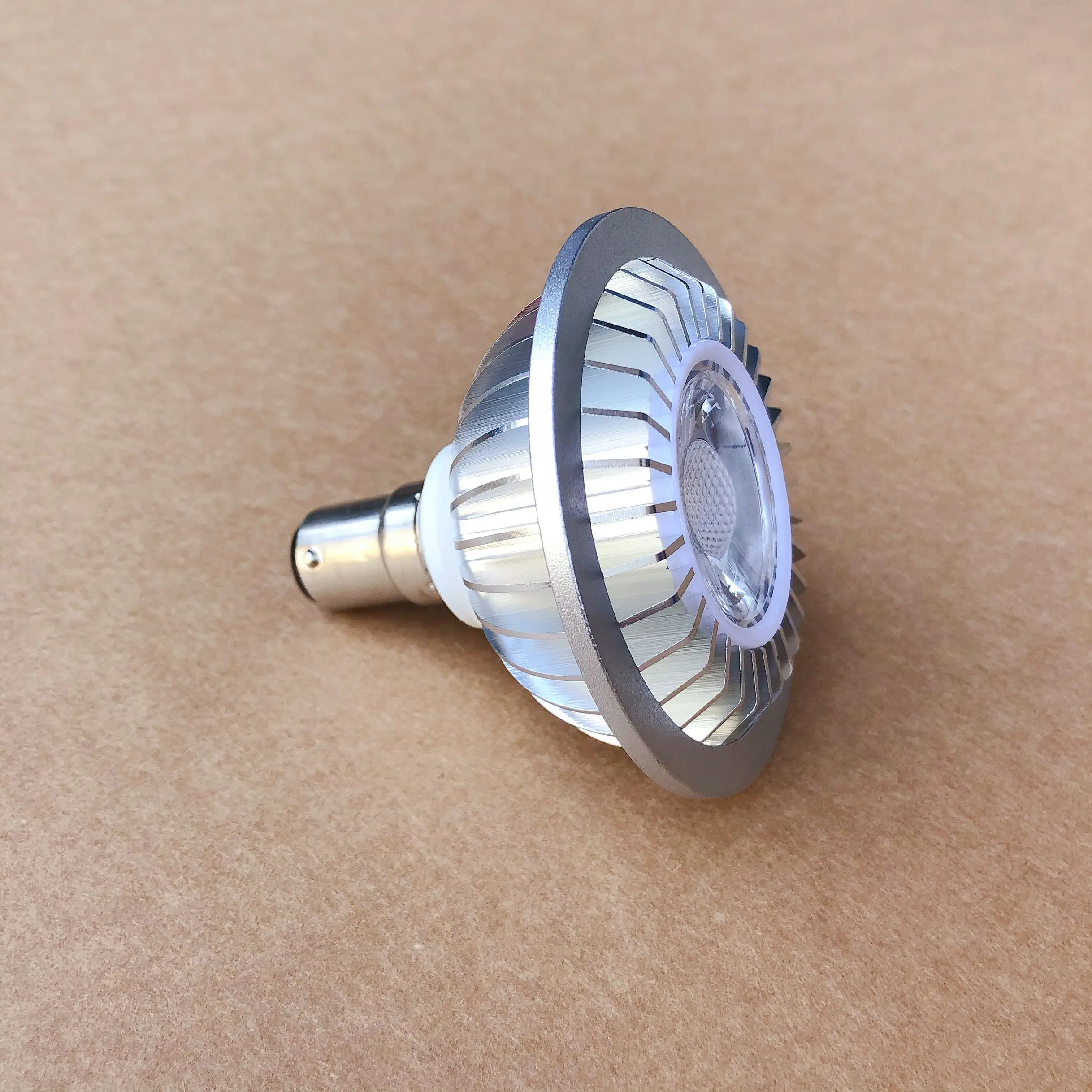 6PCS High Power 7W COB LED Spotlight หรี่แสงได้ AR70 GU10หลอดไฟ LED AC85-265V LED Recesed เพดานโคมไฟในร่มแสงหลอดไฟ