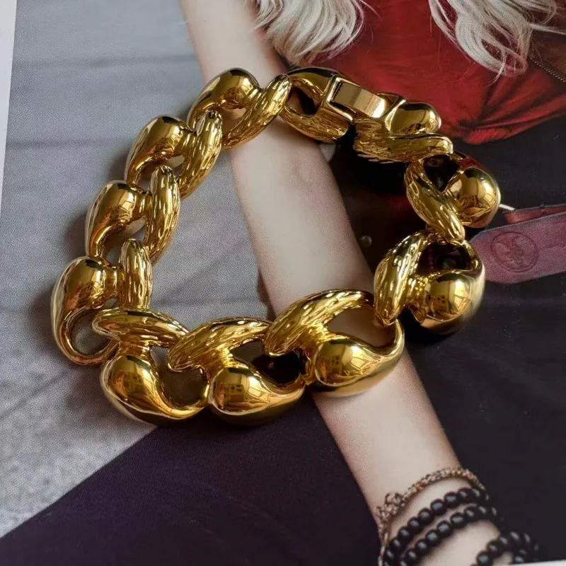 VKVVA Fashion Jewelry Vintage Brass Gold-plated Twisted Wave Swirl Cuff Bracelet for Women Birthday Gifts, Unique Gift