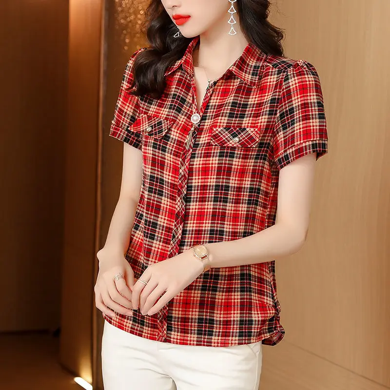 2023 New Summer Fashion Trend Minimalist Plaid Lapel with Studded Stitching and Fake Pockets Oversize Loose Casual Women\'s Shirt