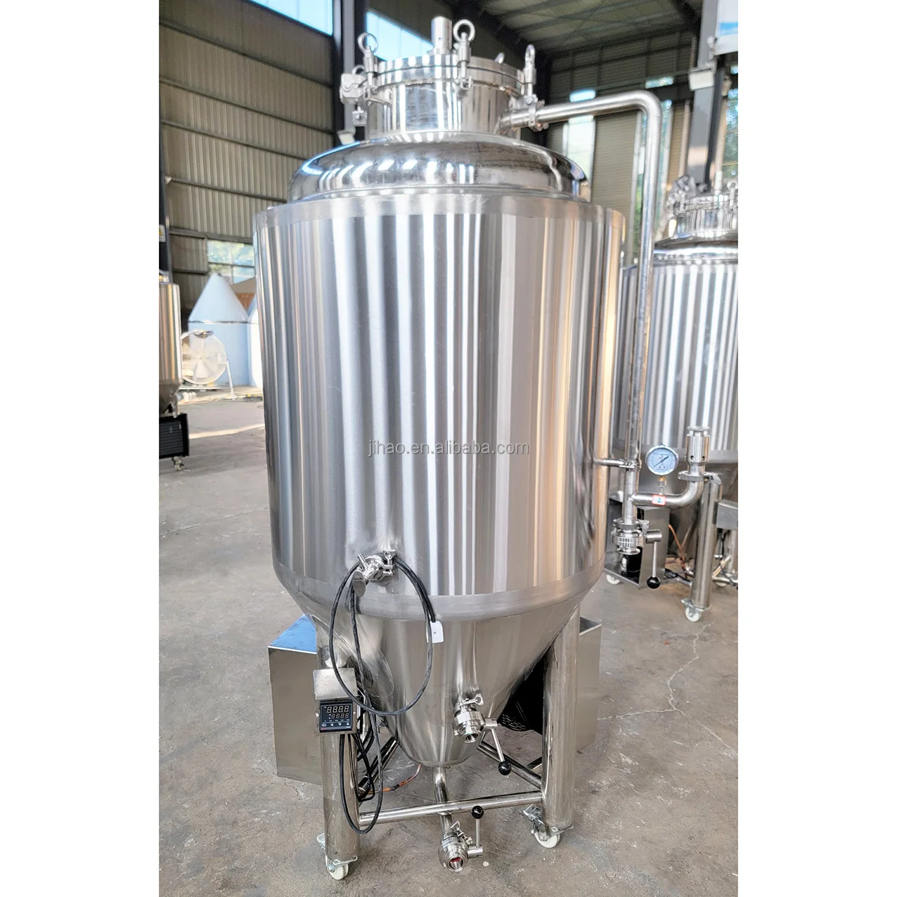 GHO 300L SUS 304 Conical Fermentor With Chiller For Restaurant, Bar Brewing System Beer Fermentation Tank