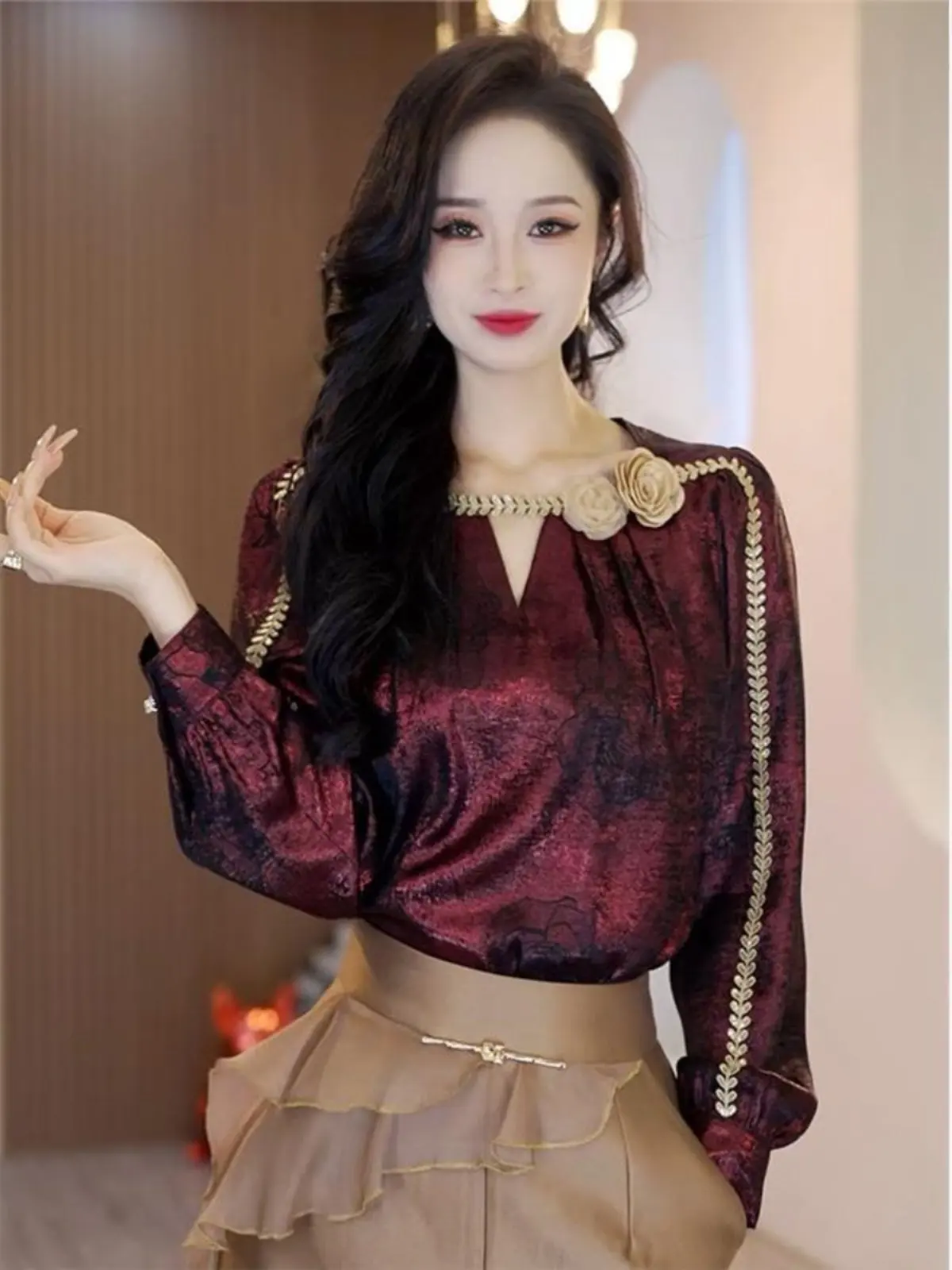 Primavera otoño mujeres bordado apliques flor vino rojo Top camiseta, ropa de mujer suelta manga completa Tops camisas