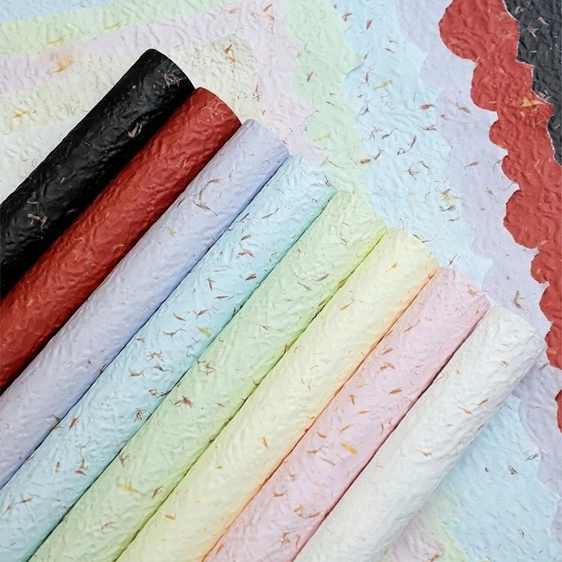 

Tear Off Flower Petal Packaging Paper By Hand Cowhide Bouquet Wrapped in Flower Paper DIY High-end Flower Shop Materials