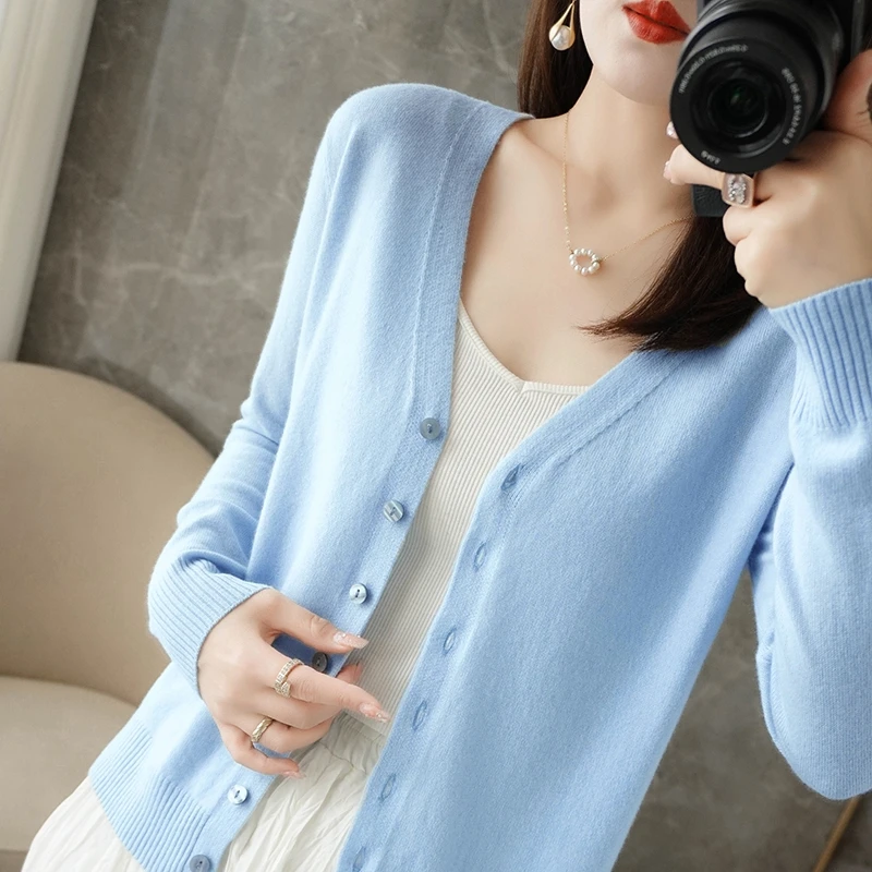 Ceci est un nouveau Cardigan tricoté à boutons pour femmes, à la mode d'automne, à manches longues et col en v, qui est léger et confortable-ZD035