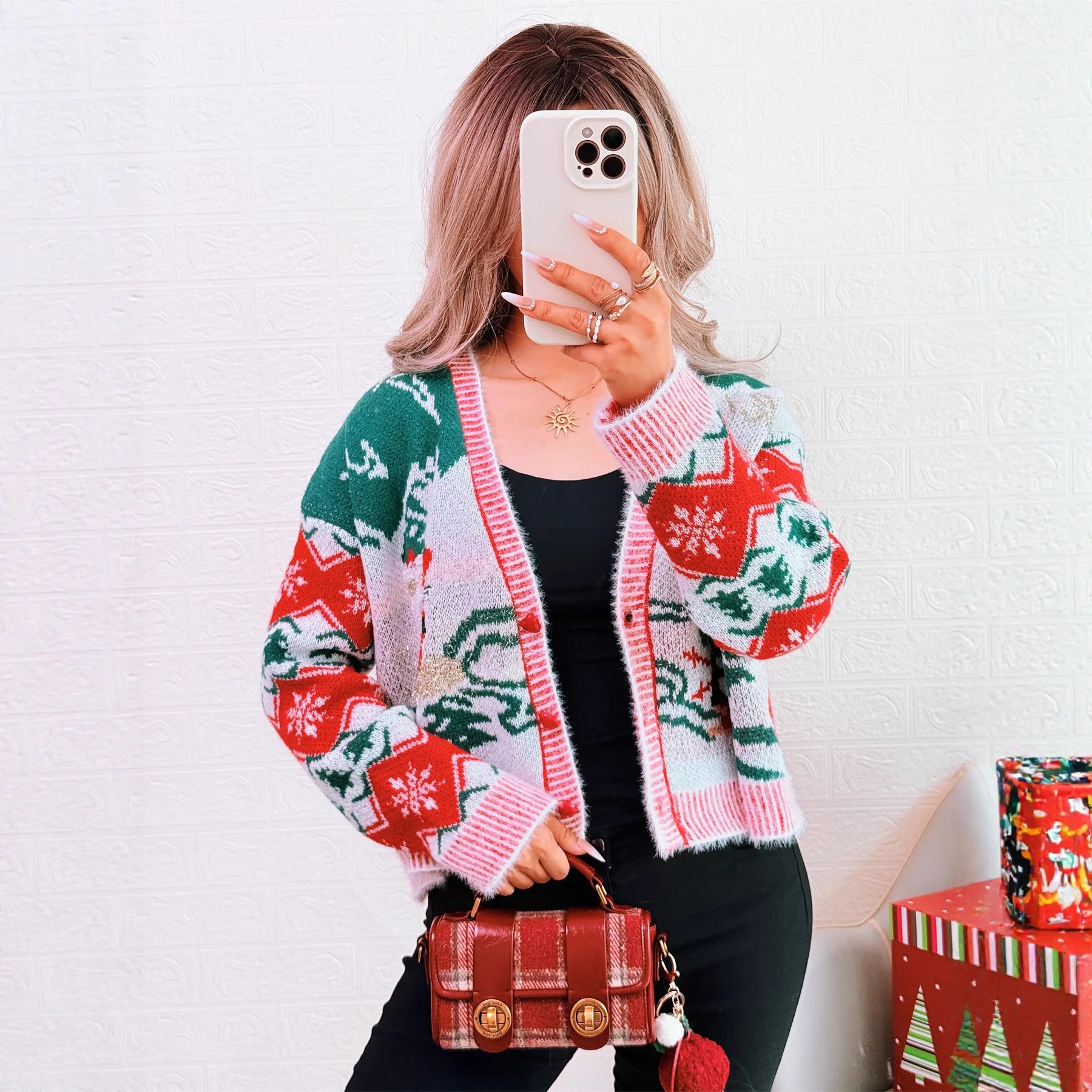 

2025 Christmas New Color-Block Casual Knitted Cardigan V-Neck Fashion Short Unique New Year Sweater
