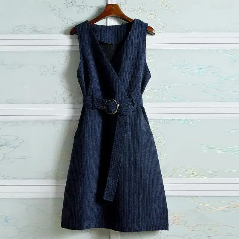 

Sleeveless Corduroy Strap Skirt Autumn Winter New V Neck Solid Color All-match Vintage Mini Dress Casual Fashion Women Clothing