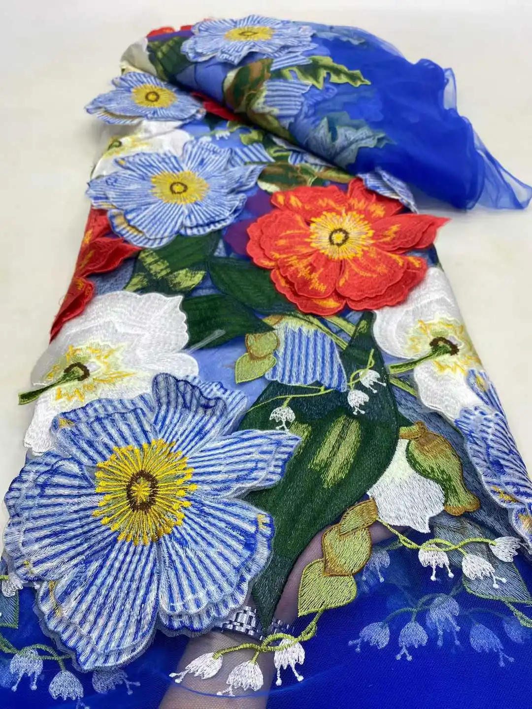 

African 3D Flower Lace Fabric 2025 High Quality French Nigerian Embroidery Tulle Fabric For Wedding Dress Sewing