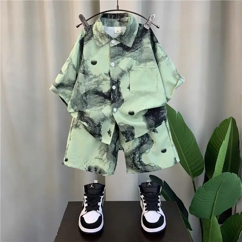 

Children's fried street suit handsome thin boys two-piece set boys short-sleeved shirt shorts trendy ink painting national style