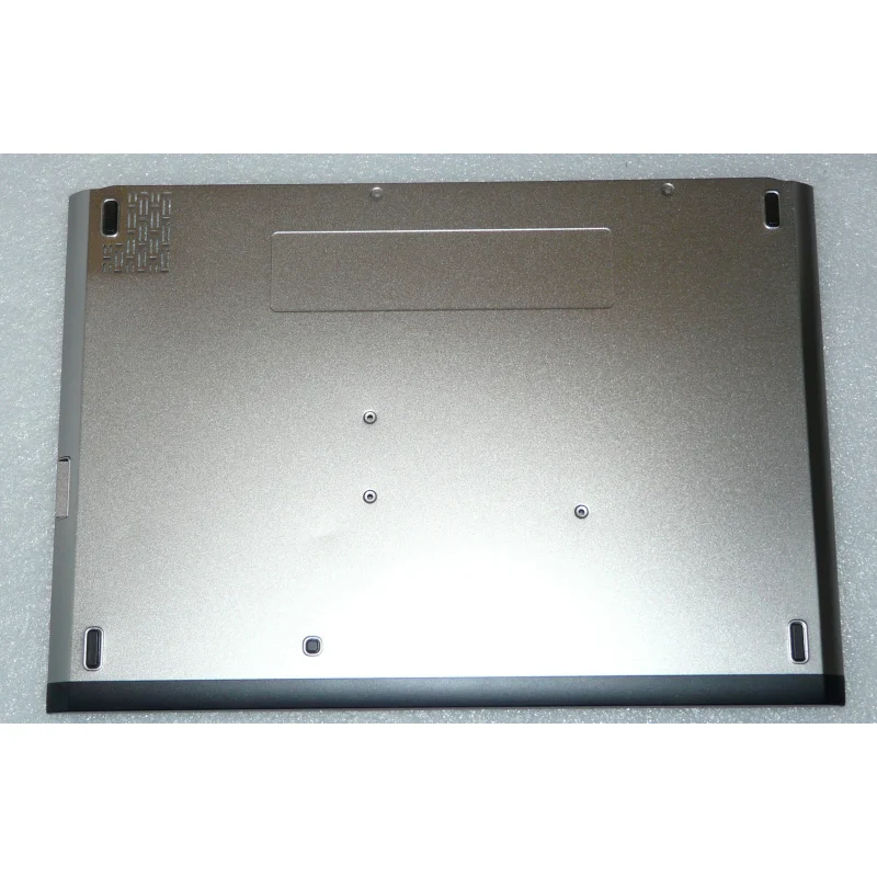 Z BRAND NEW GENUINE FOR DELL VOSTRO V130 SILVER BOTTOM BASE ACCESS COVER 2KMVW 02KMVW